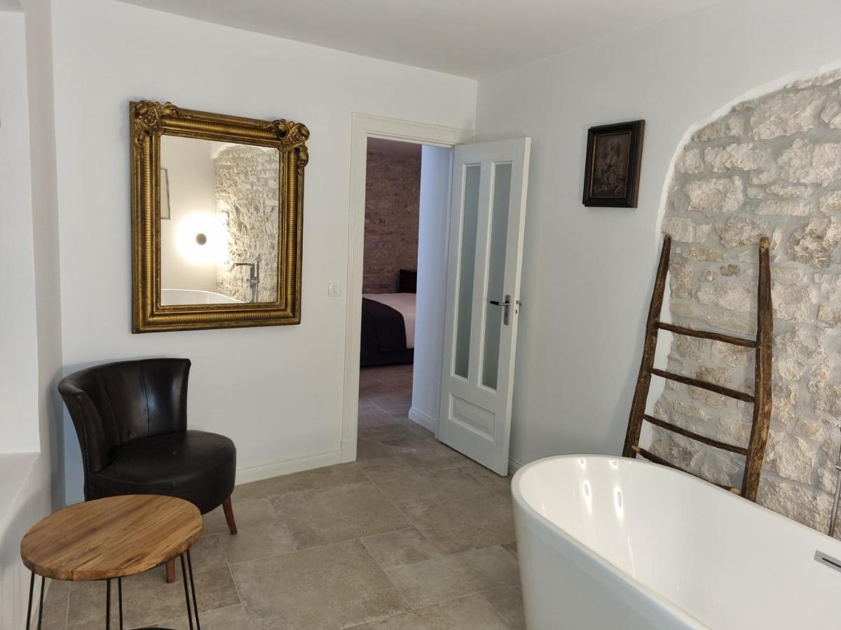 Apartmani Ulika Bale Exterior photo