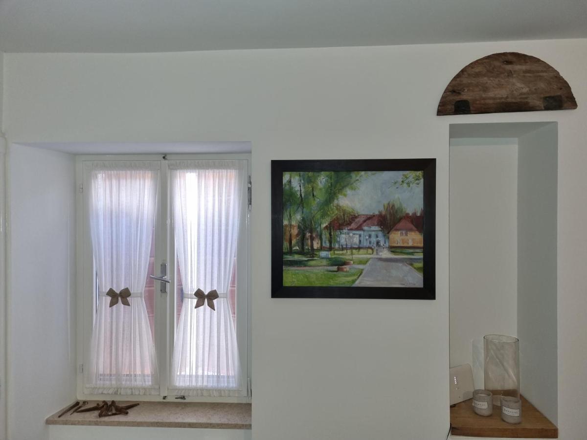 Apartmani Ulika Bale Exterior photo