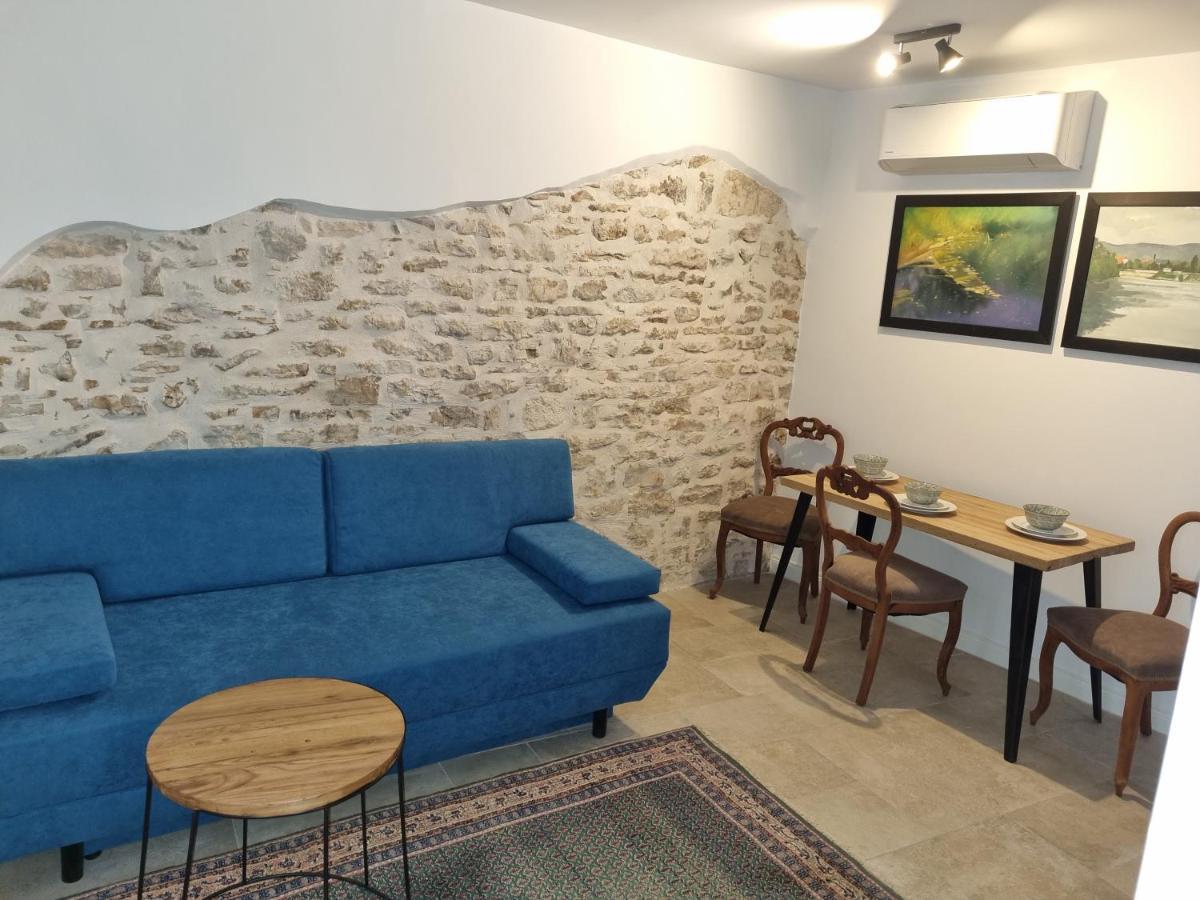 Apartmani Ulika Bale Exterior photo