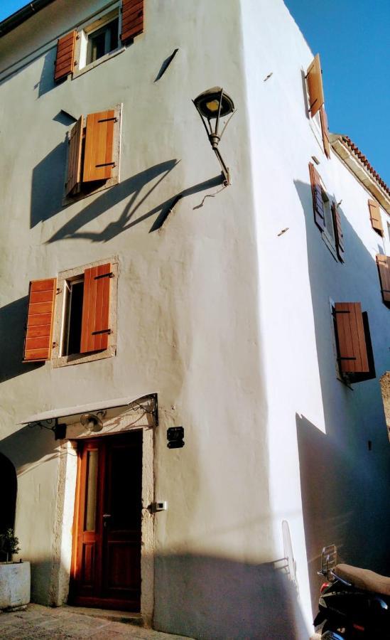 Apartmani Ulika Bale Exterior photo